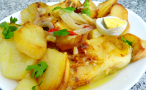Bacalhau Assado com Batatas e Pimento
