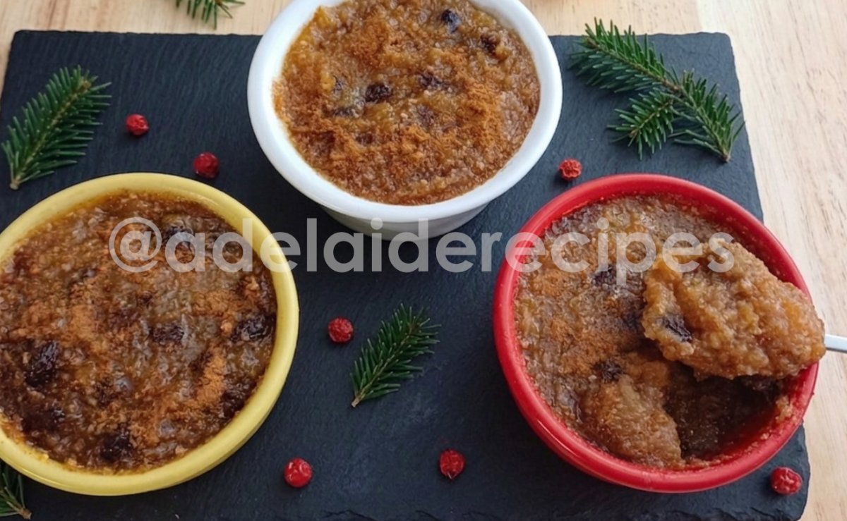 Sweet Migas with Almond | Traditional Portuguese Recipe