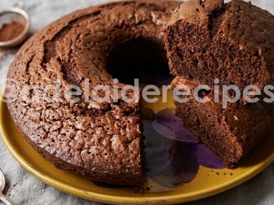 Simple Chocolate Cake | The Easiest, Fluffiest and Most Delicious Cake You'll Ever Make!